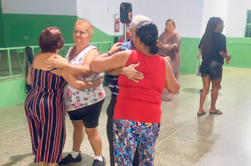 Foto - Dia das Mães Grupo Florescer • CCI