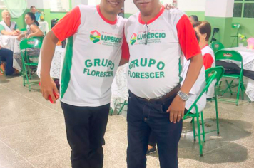 Foto - Dia das Mães Grupo Florescer • CCI