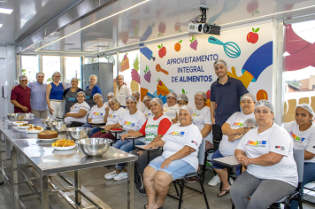 Foto - Visita da Primeira-dama do Estado Cristiane Freitas