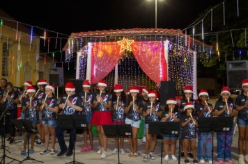 Foto - Natal Iluminado 2024 • Santa Terezinha