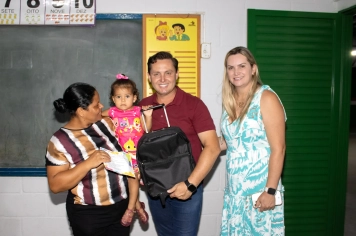 Foto - Entrega Kit Escolar Santa Terezinha