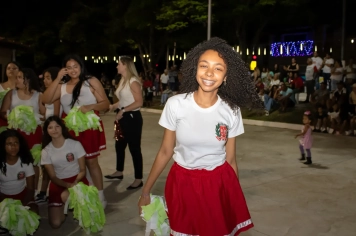 Foto - Natal Iluminado Santa Terezinha 2025