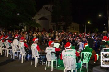 Foto - Natal Iluminado 2024 • Lupércio