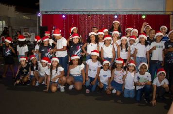 Foto - Natal Iluminado 2024 • Lupércio