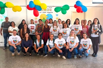 Foto - Palestra Abril Azul
