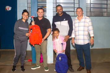 Foto - Entrega Kit Escolar 2025 • Santa Terezinha