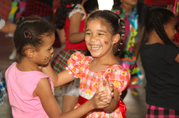 Foto - Festa Julina Projetos Estrela-Guia e Adolescer como Cidadão