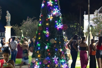 Foto - Natal Iluminado Lupércio 2025