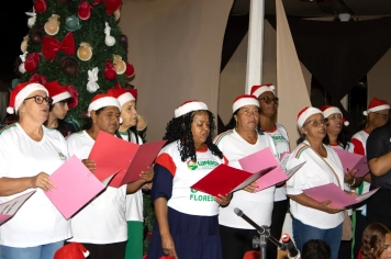 Foto - Natal Iluminado Santa Terezinha 2025