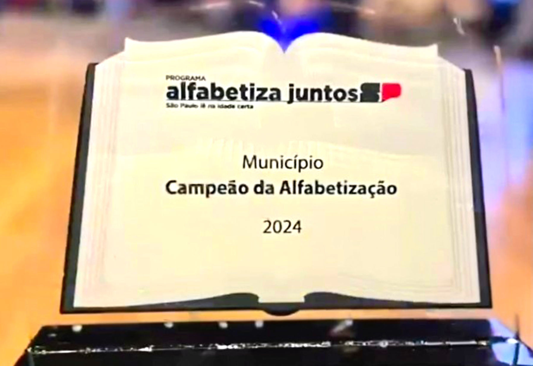 Lupércio e Santa Terezinha: Destaques na Educação!